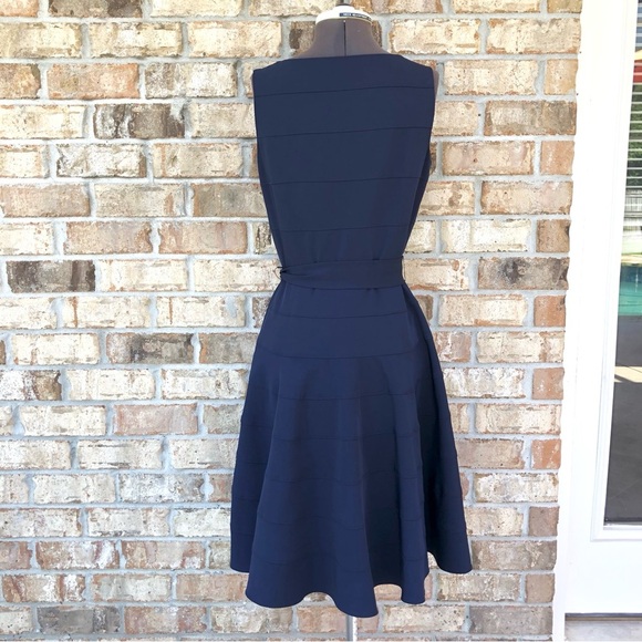 Calvin Klein Stretchy Tear Sleeveless A line Side Zipper Navy Belted Dress 8 - Picture 10 of 16